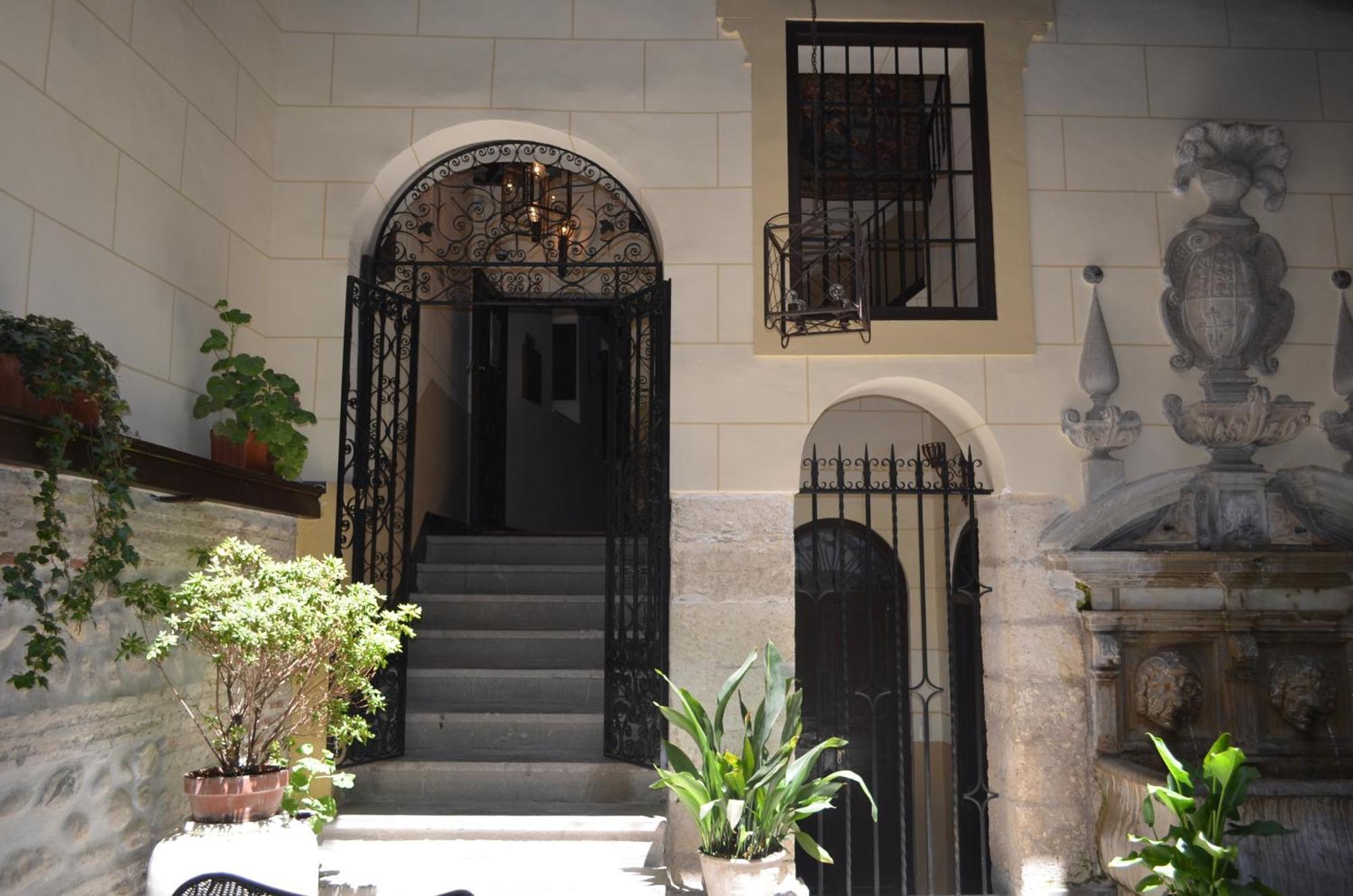 Palacio de Mariana Pineda Granada Exterior foto
